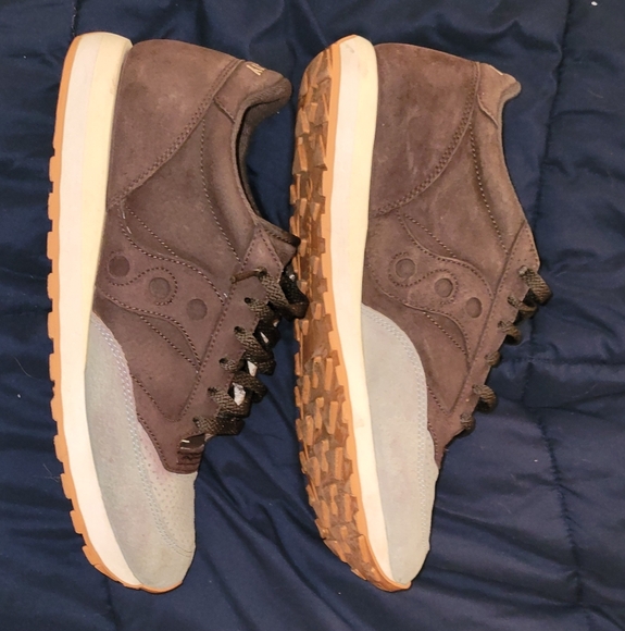 Shoes - Picture 1 of 7